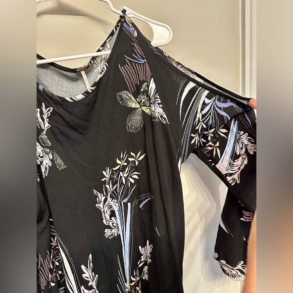 Free People Black Floral Tunic Size Small - Picture 4 of 5